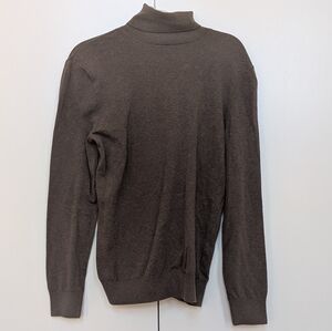 H&M Men's Dark Brown Crewneck Sweater
